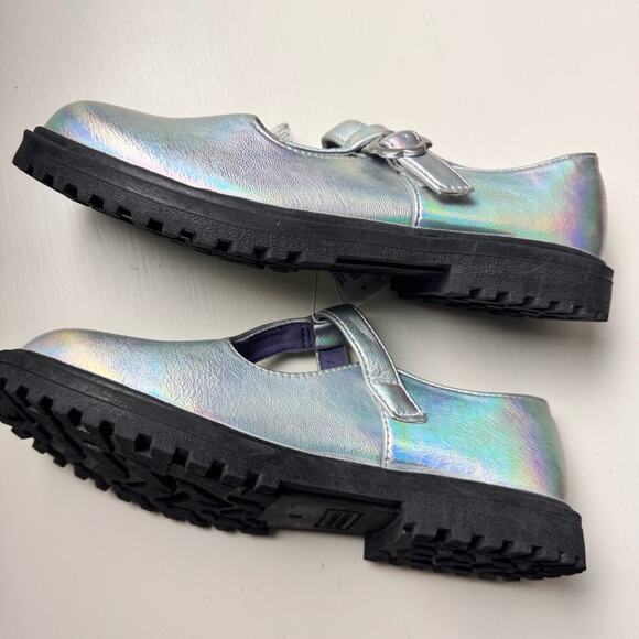 Old Navy Secure Strap Mary-Jane  Girl’s Shoes
Sz 4 Y NWT - Picture 4 of 10